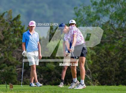 Thumbnail 1 in UIL 1A Boys Golf Finals photogallery.