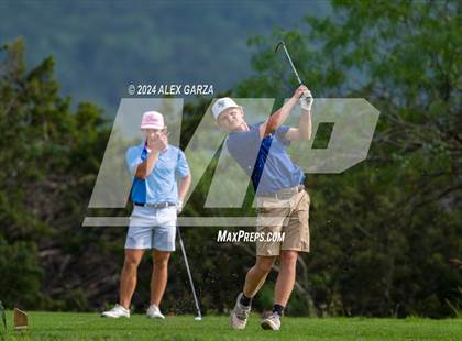 Thumbnail 1 in UIL 1A Boys Golf Finals photogallery.