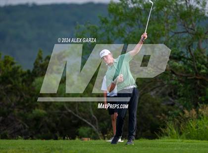 Thumbnail 3 in UIL 1A Boys Golf Finals photogallery.