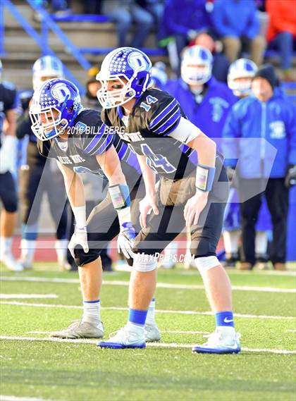 Thumbnail 2 in Darien vs. Ridgefield (CIAC Class LL Final) photogallery.