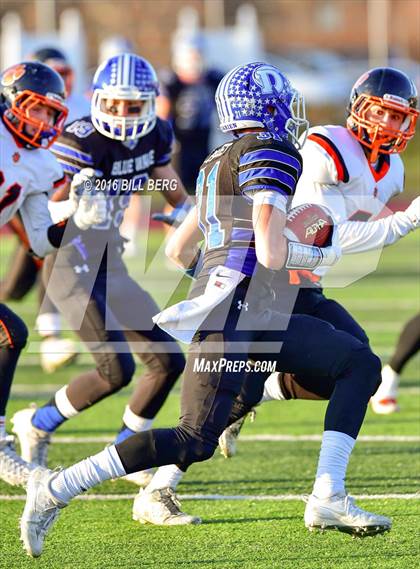 Thumbnail 1 in Darien vs. Ridgefield (CIAC Class LL Final) photogallery.