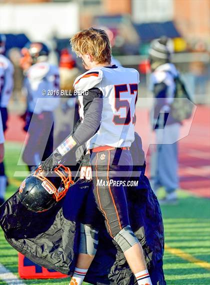 Thumbnail 3 in Darien vs. Ridgefield (CIAC Class LL Final) photogallery.
