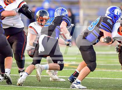 Thumbnail 2 in Darien vs. Ridgefield (CIAC Class LL Final) photogallery.
