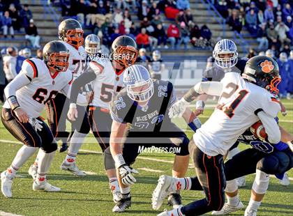 Thumbnail 2 in Darien vs. Ridgefield (CIAC Class LL Final) photogallery.