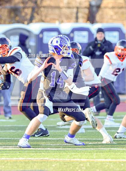 Thumbnail 3 in Darien vs. Ridgefield (CIAC Class LL Final) photogallery.