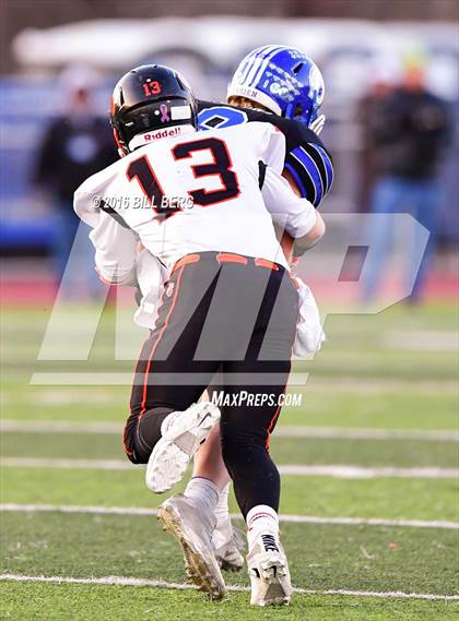 Thumbnail 3 in Darien vs. Ridgefield (CIAC Class LL Final) photogallery.