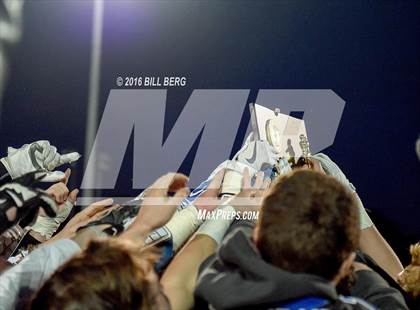 Thumbnail 2 in Darien vs. Ridgefield (CIAC Class LL Final) photogallery.