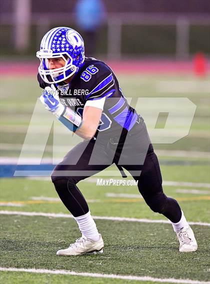 Thumbnail 2 in Darien vs. Ridgefield (CIAC Class LL Final) photogallery.