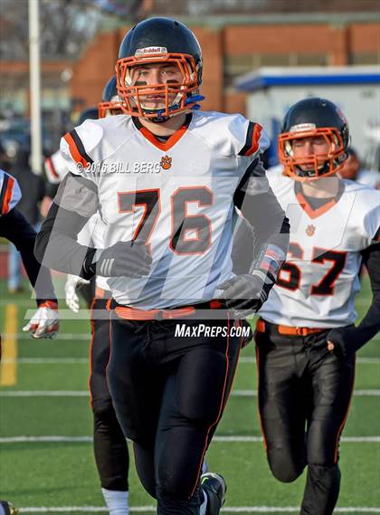 Thumbnail 2 in Darien vs. Ridgefield (CIAC Class LL Final) photogallery.