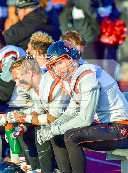 Thumbnail 3 in Darien vs. Ridgefield (CIAC Class LL Final) photogallery.