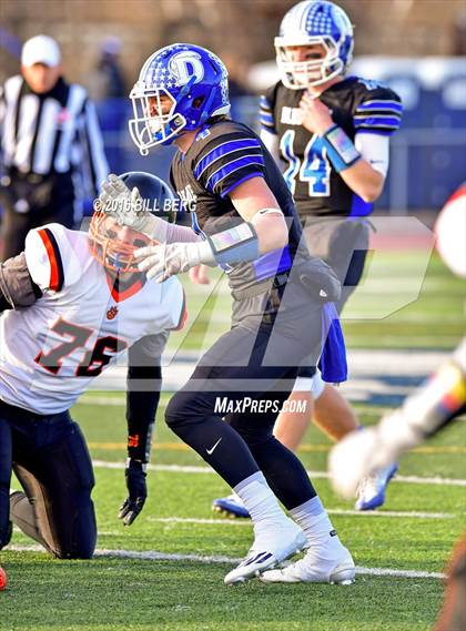 Thumbnail 2 in Darien vs. Ridgefield (CIAC Class LL Final) photogallery.