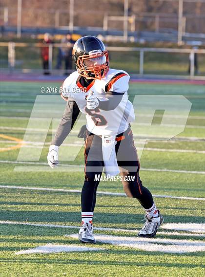 Thumbnail 1 in Darien vs. Ridgefield (CIAC Class LL Final) photogallery.