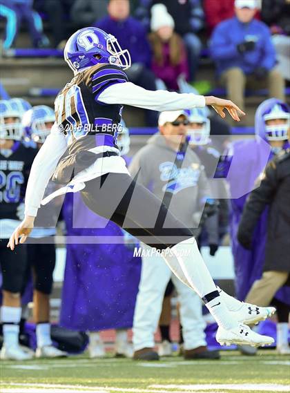 Thumbnail 1 in Darien vs. Ridgefield (CIAC Class LL Final) photogallery.