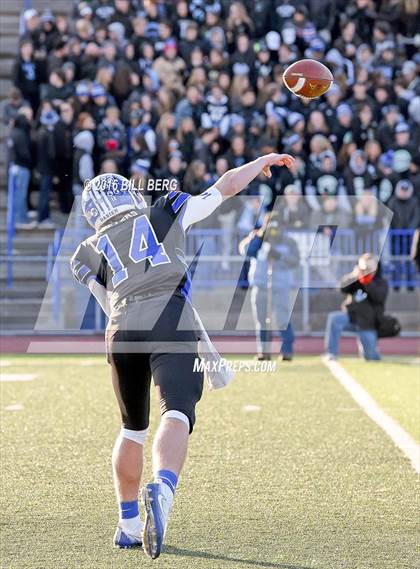 Thumbnail 1 in Darien vs. Ridgefield (CIAC Class LL Final) photogallery.
