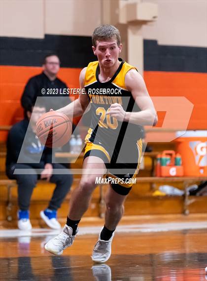Thumbnail 1 in Burton vs. Yorktown (Schulenburg Shorthorn Tournament) photogallery.