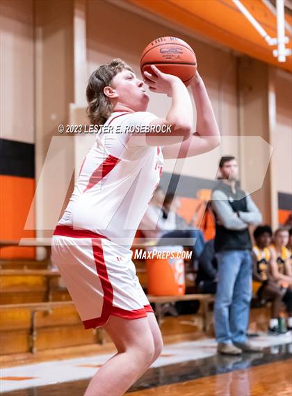 Thumbnail 3 in Burton vs. Yorktown (Schulenburg Shorthorn Tournament) photogallery.