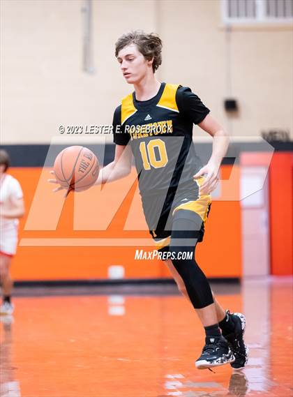 Thumbnail 3 in Burton vs. Yorktown (Schulenburg Shorthorn Tournament) photogallery.