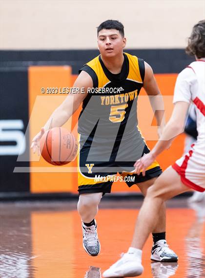 Thumbnail 3 in Burton vs. Yorktown (Schulenburg Shorthorn Tournament) photogallery.