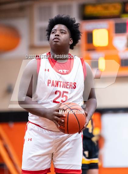 Thumbnail 3 in Burton vs. Yorktown (Schulenburg Shorthorn Tournament) photogallery.