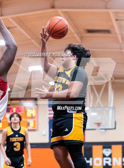 Thumbnail 1 in Burton vs. Yorktown (Schulenburg Shorthorn Tournament) photogallery.