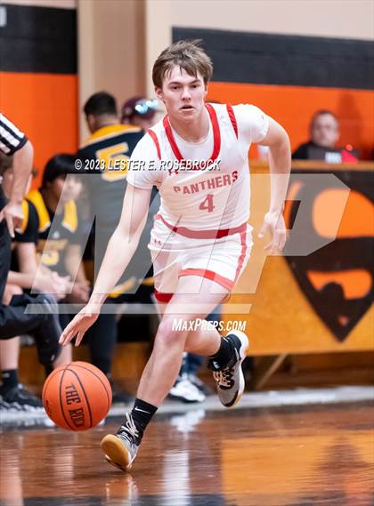Thumbnail 3 in Burton vs. Yorktown (Schulenburg Shorthorn Tournament) photogallery.