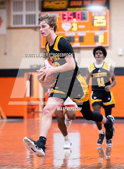 Thumbnail 1 in Burton vs. Yorktown (Schulenburg Shorthorn Tournament) photogallery.