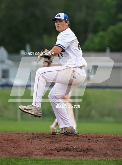 Thumbnail 1 in Maquoketa @ Clear Creek-Amana photogallery.