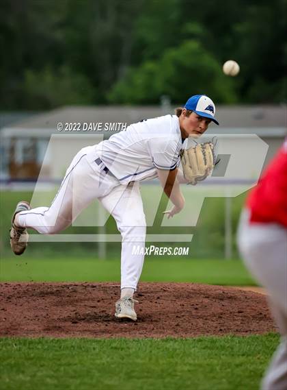 Thumbnail 1 in Maquoketa @ Clear Creek-Amana photogallery.