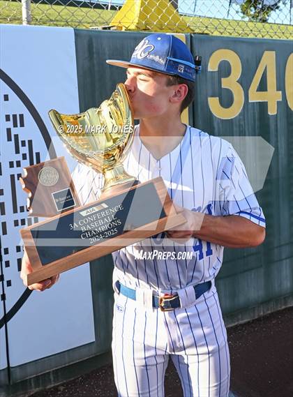 Thumbnail 1 in Yuma Catholic vs. Valley Christian (AIA 3A Final - Awards) photogallery.