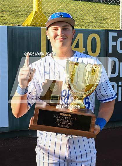 Thumbnail 1 in Yuma Catholic vs. Valley Christian (AIA 3A Final - Awards) photogallery.