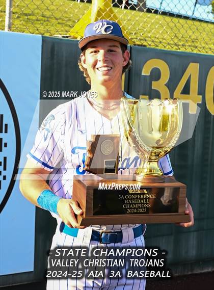 Thumbnail 1 in Yuma Catholic vs. Valley Christian (AIA 3A Final - Awards) photogallery.