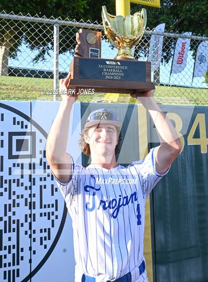 Thumbnail 2 in Yuma Catholic vs. Valley Christian (AIA 3A Final - Awards) photogallery.