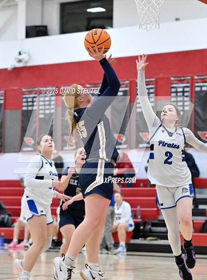 Thumbnail 1 in Elk Grove vs. Wheatland (Cardinal Classic) photogallery.