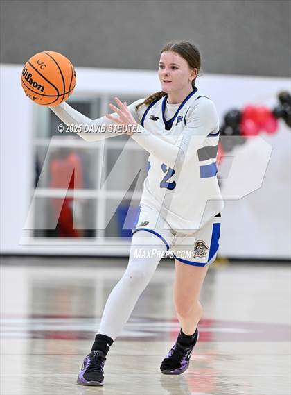 Thumbnail 3 in Elk Grove vs. Wheatland (Cardinal Classic) photogallery.