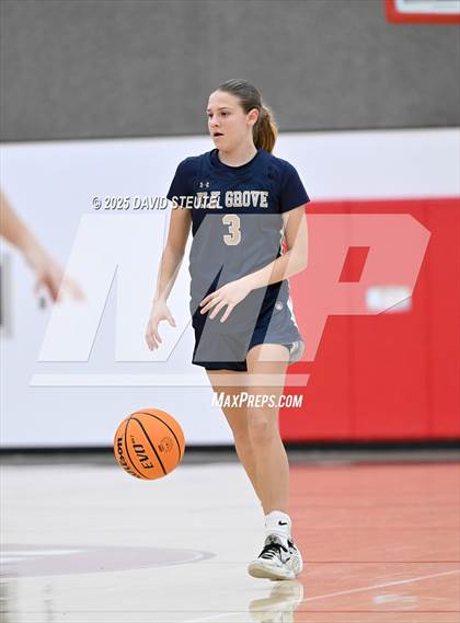 Thumbnail 3 in Elk Grove vs. Wheatland (Cardinal Classic) photogallery.