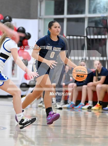 Thumbnail 2 in Elk Grove vs. Wheatland (Cardinal Classic) photogallery.