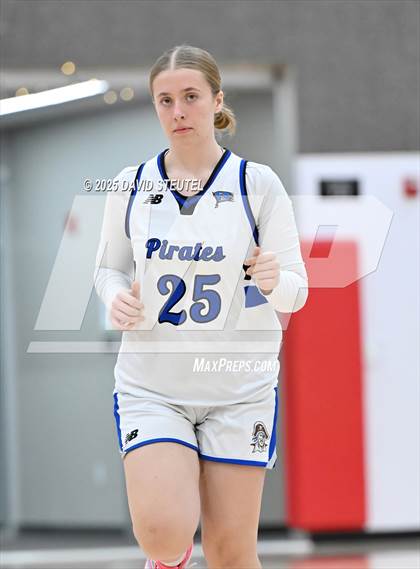 Thumbnail 3 in Elk Grove vs. Wheatland (Cardinal Classic) photogallery.