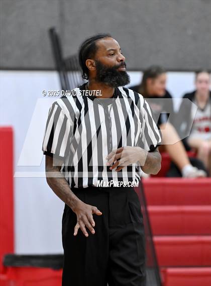 Thumbnail 3 in Elk Grove vs. Wheatland (Cardinal Classic) photogallery.