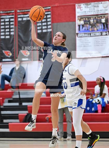 Thumbnail 1 in Elk Grove vs. Wheatland (Cardinal Classic) photogallery.