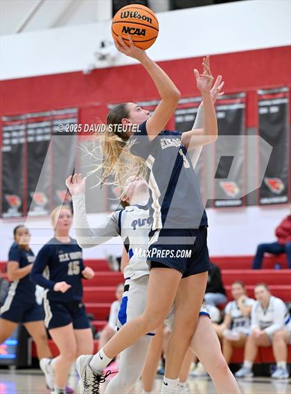 Thumbnail 3 in Elk Grove vs. Wheatland (Cardinal Classic) photogallery.