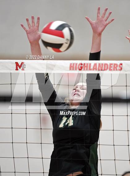 Thumbnail 2 in Langley @ McLean photogallery.