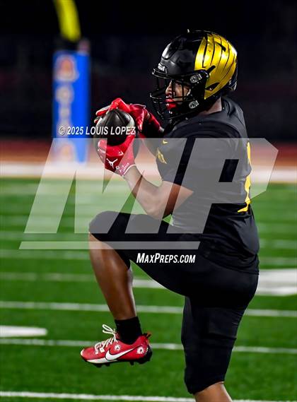 Thumbnail 1 in St. Mary's @ Bakersfield Christian (CIF DIV 2AA Final) photogallery.