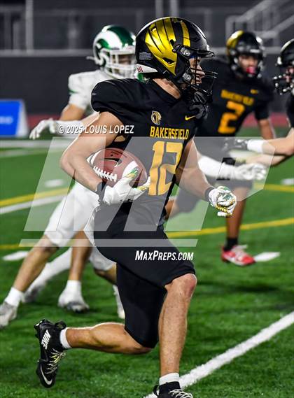 Thumbnail 3 in St. Mary's @ Bakersfield Christian (CIF DIV 2AA Final) photogallery.