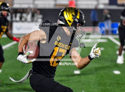 Thumbnail 1 in St. Mary's @ Bakersfield Christian (CIF DIV 2AA Final) photogallery.