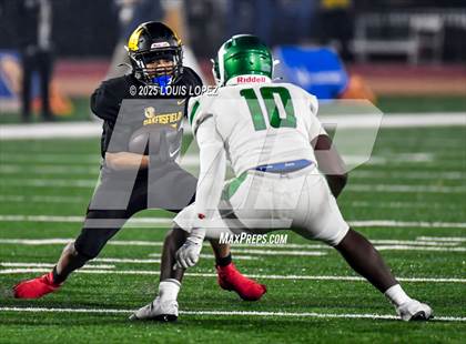 Thumbnail 3 in St. Mary's @ Bakersfield Christian (CIF DIV 2AA Final) photogallery.