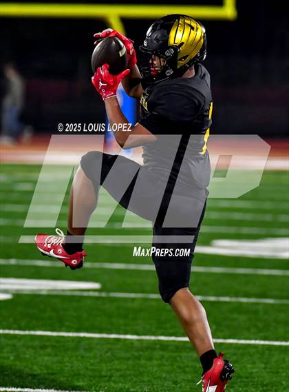 Thumbnail 3 in St. Mary's @ Bakersfield Christian (CIF DIV 2AA Final) photogallery.