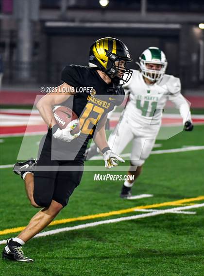Thumbnail 1 in St. Mary's @ Bakersfield Christian (CIF DIV 2AA Final) photogallery.