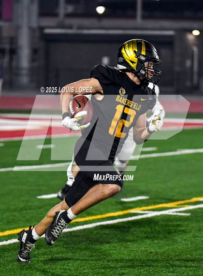 Thumbnail 2 in St. Mary's @ Bakersfield Christian (CIF DIV 2AA Final) photogallery.