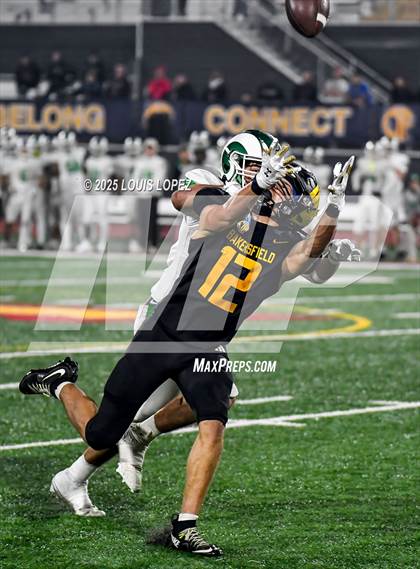 Thumbnail 3 in St. Mary's @ Bakersfield Christian (CIF DIV 2AA Final) photogallery.