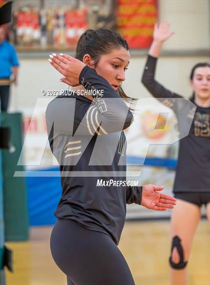 Thumbnail 3 in Xavier Prep vs. La Costa Canyon photogallery.